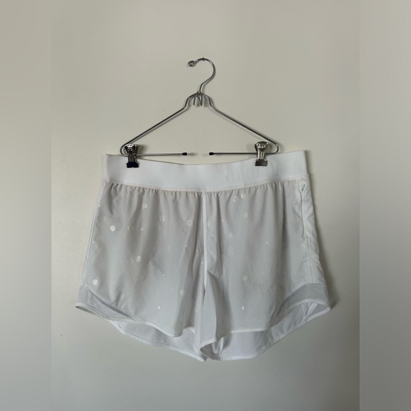 Lululemon Limited Edition Logo Hotty Hot Shorts Size 12 - Picture 6 of 13